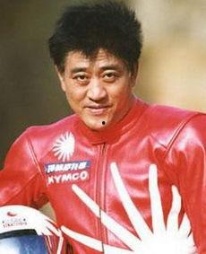 宪哥爆料柯受良视频,柯受良珍贵视频曝光，传奇人生瞬间回顾