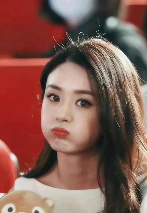 娱乐圈吃瓜明星是谁呀,揭秘那些热衷于八卦的明星们  第3张